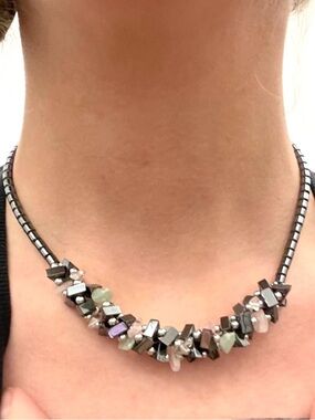 Hematite & Gemstone Chip Collar Length Necklace